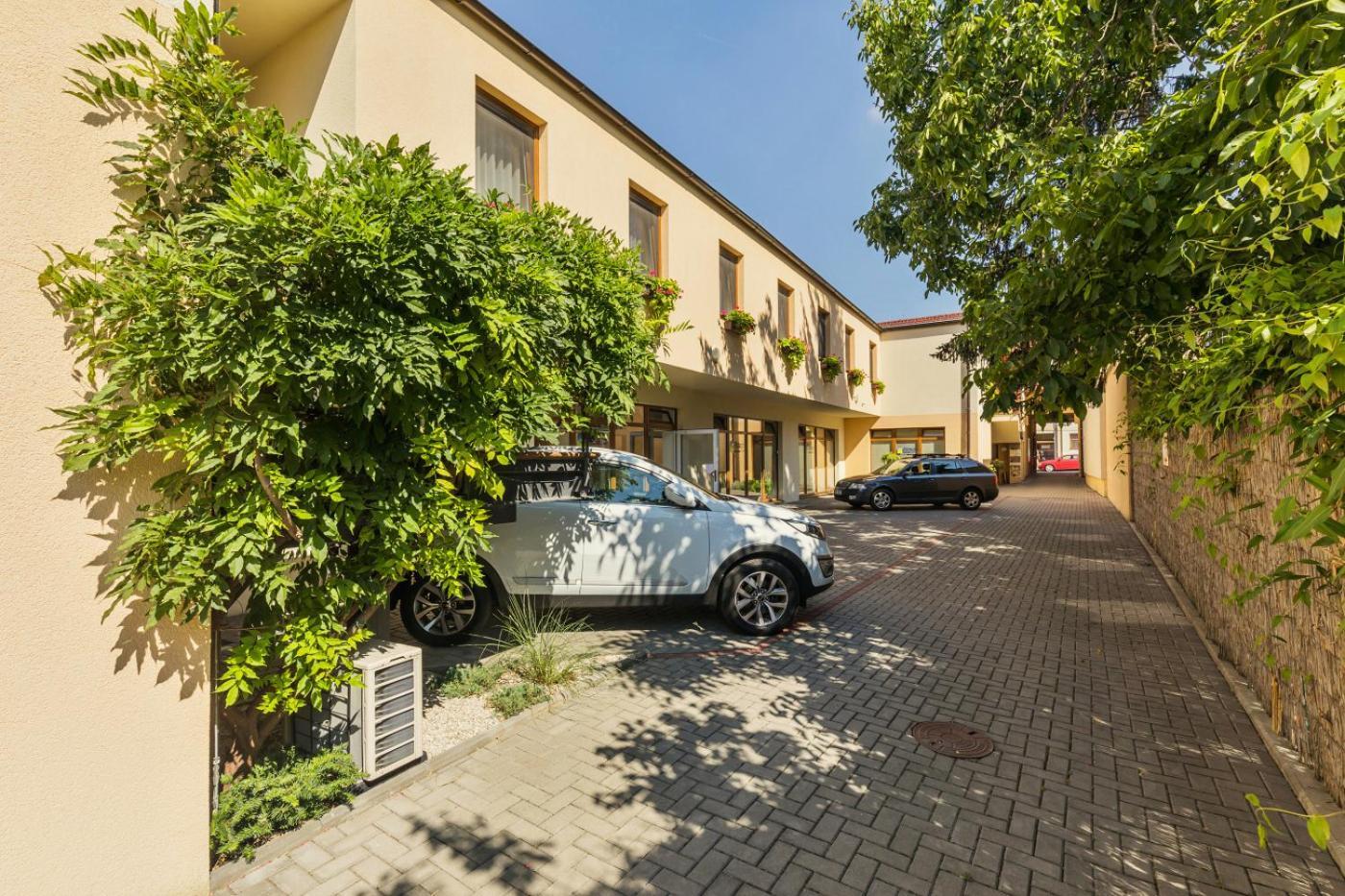 Apartmany U Zamecku Kujov Dış mekan fotoğraf